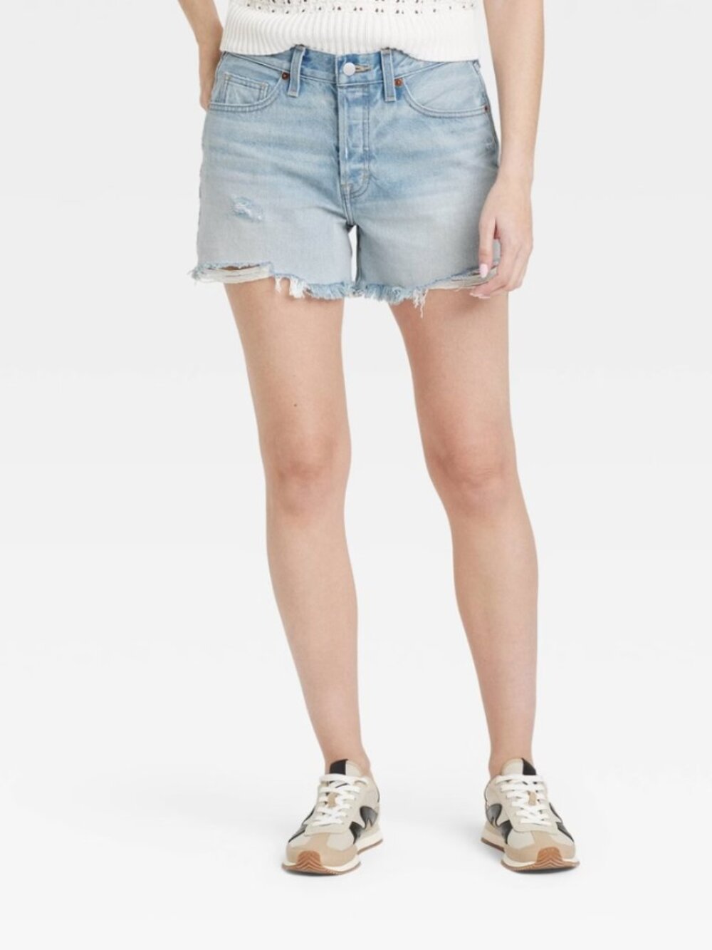 Universal Thread 4 Womens Denim Shorts Mid Rise 90s Baggy Frayed Light Wash